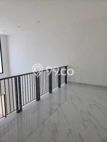 Disewakan Rumah Murah di Pantai Indah Kapuk Jakarta Utara dengan 4 KT Disewakan Rumah Murah di Pantai Indah Kapuk Jakarta Utara dengan 4 KT