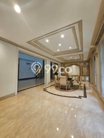 Hunian Elit LB 700m2 Siap Pakai Desain Elegan di Pantai Indah Kapuk, Jakarta Utara Hunian Elit LB 700m2 Siap Pakai Desain Elegan di Pantai Indah Kapuk, Jakarta Utara