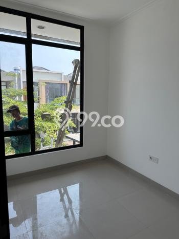 Rumah di , Ready, 2 KM, Dekat Jakarta Utara, Jakarta Utara, Luas 80m2m² Bangunan 160m2m² Rumah di , Ready, 2 KM, Dekat Jakarta Utara, Jakarta Utara, Luas 80m2m² Bangunan 160m2m²