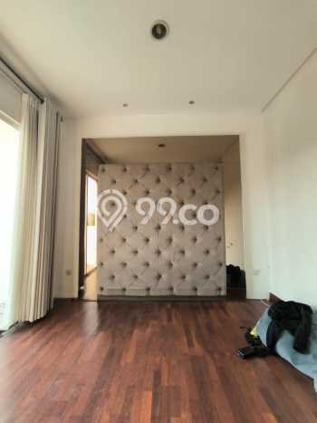 SPECIAL LISTING! Rumah area , 3 KM, Akses Pusat Kota, LT 196m2m² Bangunan 360m2m² SPECIAL LISTING! Rumah area , 3 KM, Akses Pusat Kota, LT 196m2m² Bangunan 360m2m²