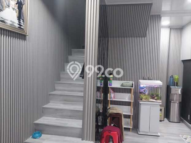 Rumah Nyaman di Pantai Indah Kapuk, 2 KM, Area Tenang, Luas 60m² LB 120m² Rumah Nyaman di Pantai Indah Kapuk, 2 KM, Area Tenang, Luas 60m² LB 120m²