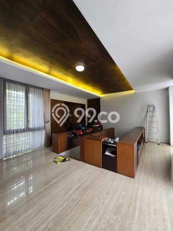 Rumah Elit Modern Tanpa Renovasi di Pantai Indah Kapuk Jakarta Utara Rumah Elit Modern Tanpa Renovasi di Pantai Indah Kapuk Jakarta Utara