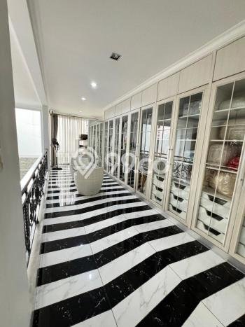 Hunian Mewah LB 600m2 Siap Pakai Desain Elegan di Pantai Indah Kapuk, Jakarta Utara Hunian Mewah LB 600m2 Siap Pakai Desain Elegan di Pantai Indah Kapuk, Jakarta Utara