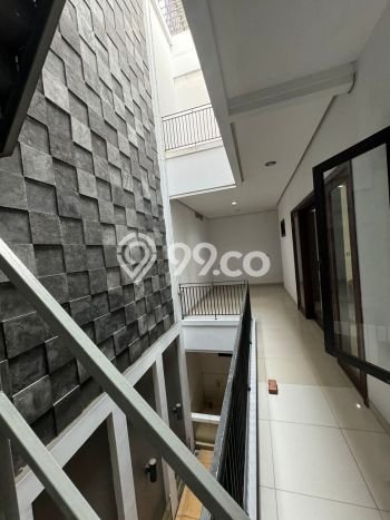 Rumah Luxury Modern Tanpa Renovasi di Pantai Indah Kapuk Jakarta Utara Rumah Luxury Modern Tanpa Renovasi di Pantai Indah Kapuk Jakarta Utara