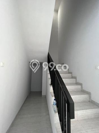 Jual Rumah Strategis Bagus Punya 3 KT di Kembangan Jakarta Barat - Jual Rumah Strategis Bagus Punya 3 KT di Kembangan Jakarta Barat -