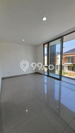 EXCLUSIVE OFFER! Rumah di , 3 KM, Area Premium, Luas 150m2m² Bangunan 300m2m² EXCLUSIVE OFFER! Rumah di , 3 KM, Area Premium, Luas 150m2m² Bangunan 300m2m²