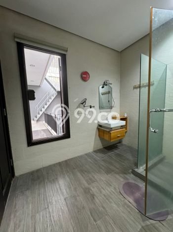 Rumah Luxury Modern Tanpa Renovasi di Pantai Indah Kapuk Jakarta Utara Rumah Luxury Modern Tanpa Renovasi di Pantai Indah Kapuk Jakarta Utara