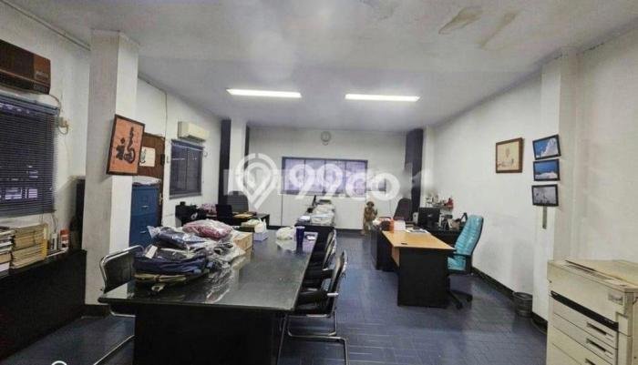 Gudang Paling Dicari LB 450m2 Dijual di Kebon Jeruk Gudang Paling Dicari LB 450m2 Dijual di Kebon Jeruk
