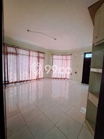 Ready to Use! Premium House LT 300m2 Desain Elegan di Pluit Ready to Use! Premium House LT 300m2 Desain Elegan di Pluit