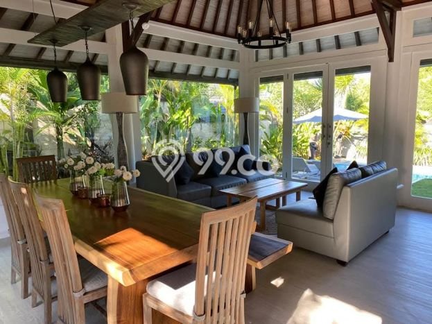 Bisnis Menjanjikan! Vila di , Dimensi 575m2m², Posisi Premium Bisnis Menjanjikan! Vila di , Dimensi 575m2m², Posisi Premium