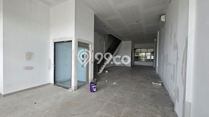 Ruko Dijual di Jakarta Utara LT 120m2 & LB 540m2 Lokasi Terbaik! Ruko Dijual di Jakarta Utara LT 120m2 & LB 540m2 Lokasi Terbaik!