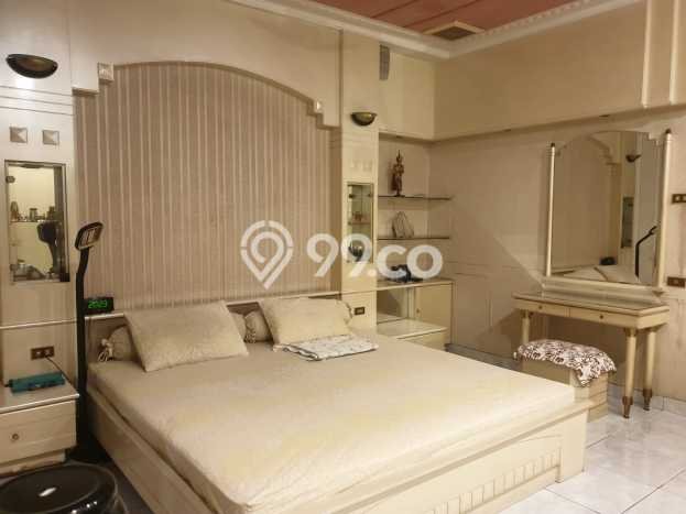 Rumah Eksklusif Dijual LT 284m2 di Kebon Jeruk, Jakarta Barat Rumah Eksklusif Dijual LT 284m2 di Kebon Jeruk, Jakarta Barat