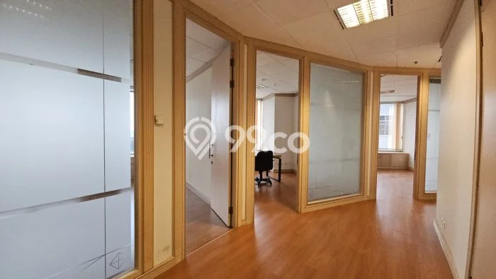Kantor paling strategis disewakan di Kebayoran Baru Jakarta Selatan Kantor paling strategis disewakan di Kebayoran Baru Jakarta Selatan