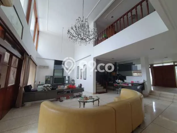 Hunian Mewah LB 500m2 Siap Huni Desain Elegan di Tomang, Jakarta Barat Hunian Mewah LB 500m2 Siap Huni Desain Elegan di Tomang, Jakarta Barat