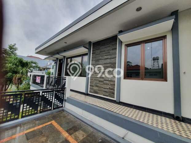 Dijual Rumah Mewah Elegan Dengan View Cantik di Kembangan Selatan, Jakarta Barat Dijual Rumah Mewah Elegan Dengan View Cantik di Kembangan Selatan, Jakarta Barat