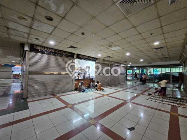 Unit Ruko Dijual di Tanah Abang Jakarta Pusat Luas Tanah 8m2, Luas Bangunan 8m2 Unit Ruko Dijual di Tanah Abang Jakarta Pusat Luas Tanah 8m2, Luas Bangunan 8m2
