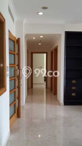 Hunian Apartemen High-Class untuk Dijual di Jakarta Selatan dengan 4 BR & 2 Kamar Mandi Hunian Apartemen High-Class untuk Dijual di Jakarta Selatan dengan 4 BR & 2 Kamar Mandi