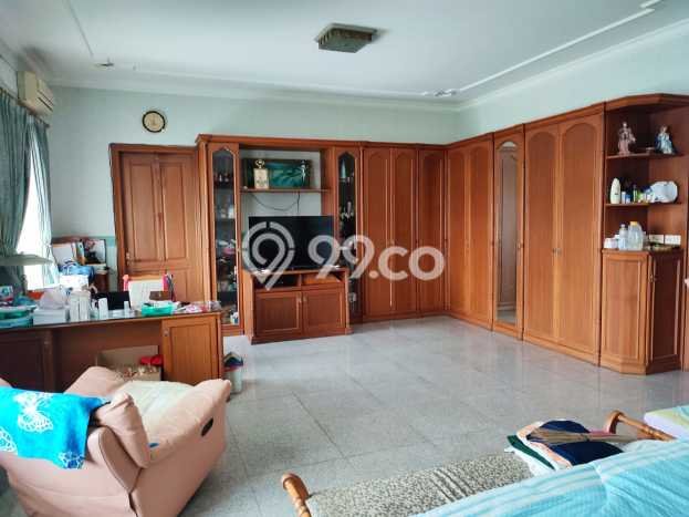 Hunian Mewah LB 500m2 Siap Huni Desain Elegan di Puri Indah, Jakarta Barat Hunian Mewah LB 500m2 Siap Huni Desain Elegan di Puri Indah, Jakarta Barat