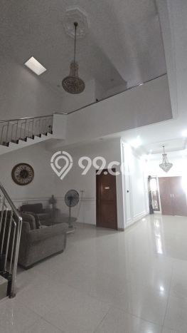Rumah Luxury Modern Siap Huni di Green Ville Jakarta Barat Rumah Luxury Modern Siap Huni di Green Ville Jakarta Barat