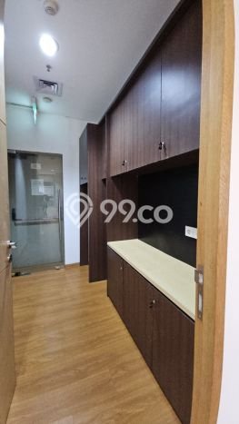 Kantor Disewakan di Kawasan Ramai Kebayoran Baru, Jakarta Selatan Kantor Disewakan di Kawasan Ramai Kebayoran Baru, Jakarta Selatan
