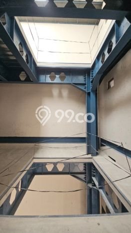 Disewakan Gudang di Kawasan Ramai Daan Mogot Luas 1110m2 Disewakan Gudang di Kawasan Ramai Daan Mogot Luas 1110m2