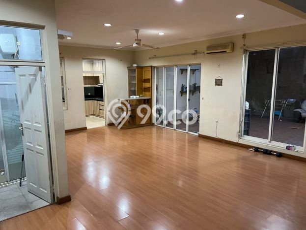 Siap Huni Hunian Elit 4 Kamar di Cipondoh Dekat ke Mana Saja Siap Huni Hunian Elit 4 Kamar di Cipondoh Dekat ke Mana Saja