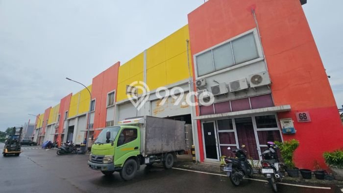 Gudang Komersial Disewakan di Cengkareng Jakarta Barat Luas 291m2 Gudang Komersial Disewakan di Cengkareng Jakarta Barat Luas 291m2