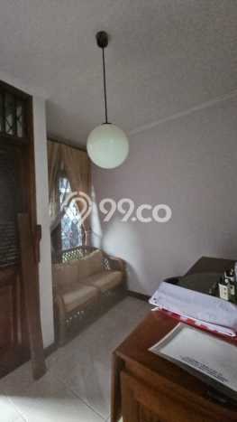 Rumah Eksklusif Dijual LT 152m2 di Kebon Jeruk, Jakarta Barat Rumah Eksklusif Dijual LT 152m2 di Kebon Jeruk, Jakarta Barat