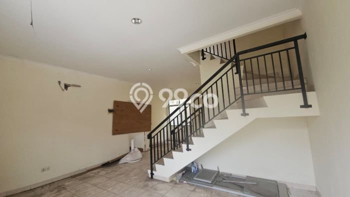 Jual Rumah Strategis Bagus Punya 3 KT di Kebon Jeruk Jakarta Barat - Jual Rumah Strategis Bagus Punya 3 KT di Kebon Jeruk Jakarta Barat -