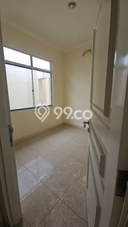 Jual Rumah Strategis Bagus Punya 3 KT di Kebon Jeruk Jakarta Barat - Jual Rumah Strategis Bagus Punya 3 KT di Kebon Jeruk Jakarta Barat -