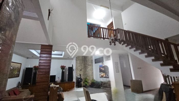 Rumah Eksklusif Dijual LT 152m2 di Kebon Jeruk, Jakarta Barat Rumah Eksklusif Dijual LT 152m2 di Kebon Jeruk, Jakarta Barat