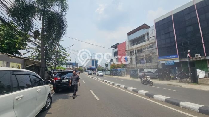 HARGA MENARIK! Tanah Kawasan Kebayoran Lama, Luas 4009m2m², Lokasi Berkembang HARGA MENARIK! Tanah Kawasan Kebayoran Lama, Luas 4009m2m², Lokasi Berkembang