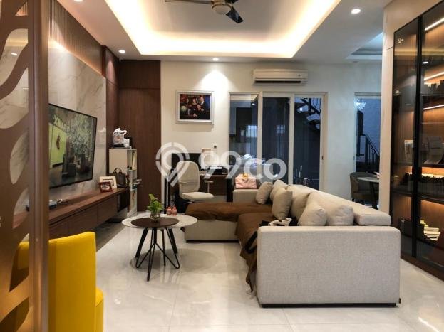 Rumah Elit Modern Tanpa Renovasi di Alam Sutera Tangerang Rumah Elit Modern Tanpa Renovasi di Alam Sutera Tangerang