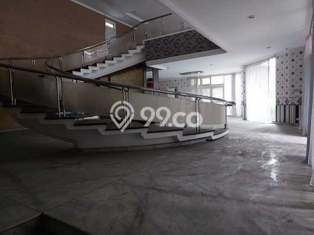 For Sale Rumah Mewah Exclusive di Tanjung Priok, Jakarta Utara For Sale Rumah Mewah Exclusive di Tanjung Priok, Jakarta Utara
