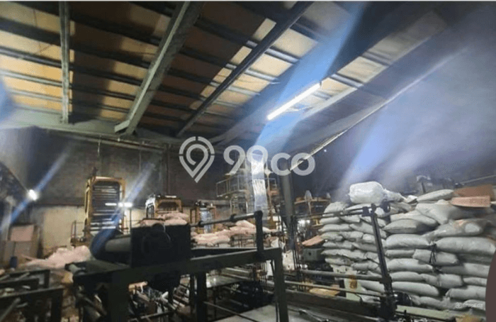 Gudang Kawasan Astanaanyar, Luas 501m², Kawasan Bisnis, Strategis Gudang Kawasan Astanaanyar, Luas 501m², Kawasan Bisnis, Strategis