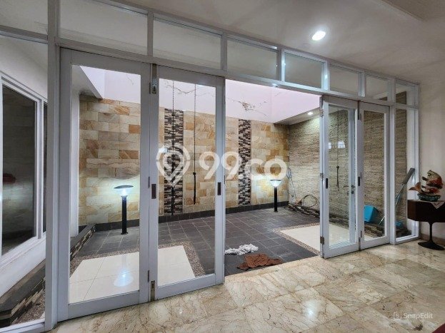 For Sale Rumah Elit Exclusive di Jatinegara, Jakarta Timur For Sale Rumah Elit Exclusive di Jatinegara, Jakarta Timur
