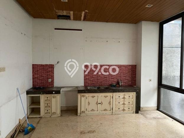 Hunian Mewah Dijual LT 142m2 di Pasar Minggu, Jakarta Selatan Hunian Mewah Dijual LT 142m2 di Pasar Minggu, Jakarta Selatan