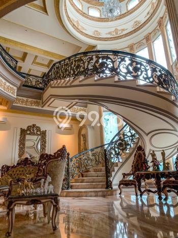 Siap Huni Rumah Mewah 10 Kamar di Karawaci Dekat ke Mana Saja Siap Huni Rumah Mewah 10 Kamar di Karawaci Dekat ke Mana Saja