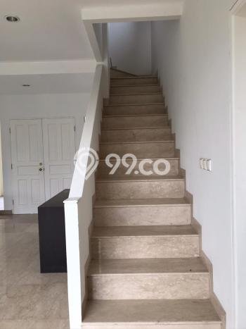 Dijual Rumah Premium dengan Fasilitas Sekitar Lengkap di Serpong Utara, Tangerang Selatan Dijual Rumah Premium dengan Fasilitas Sekitar Lengkap di Serpong Utara, Tangerang Selatan