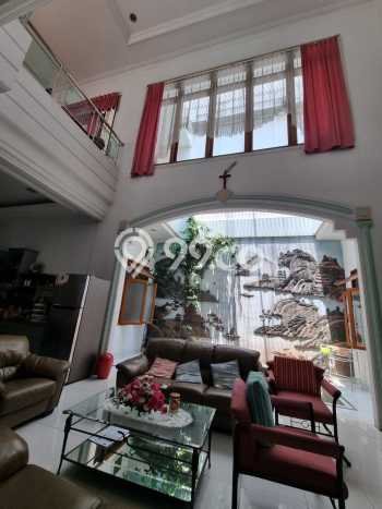 Dijual Rumah Luas Megah Dengan View Cantik di Jelambar, Jakarta Barat Dijual Rumah Luas Megah Dengan View Cantik di Jelambar, Jakarta Barat