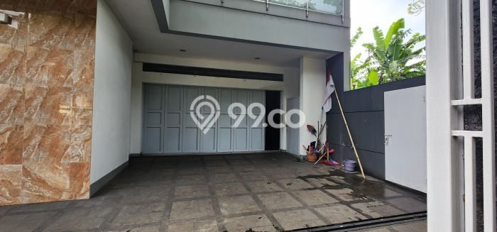Rumah Elit Modern Tanpa Renovasi di Lembang Bandung Rumah Elit Modern Tanpa Renovasi di Lembang Bandung