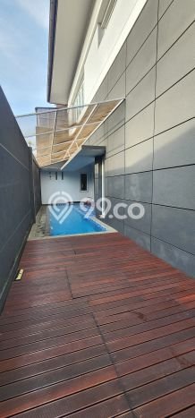 Rumah Elit Modern Tanpa Renovasi di Lembang Bandung Rumah Elit Modern Tanpa Renovasi di Lembang Bandung