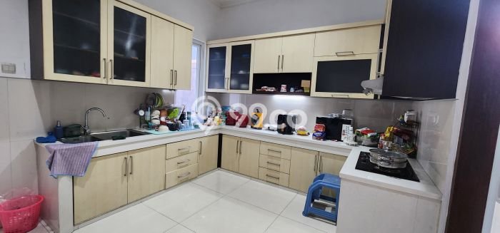 Rumah Elit Modern Tanpa Renovasi di Lembang Bandung Rumah Elit Modern Tanpa Renovasi di Lembang Bandung