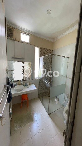 Rumah Eksklusif Siap Huni LT 242m2 di Cempaka Putih, Jakarta Pusat Rumah Eksklusif Siap Huni LT 242m2 di Cempaka Putih, Jakarta Pusat