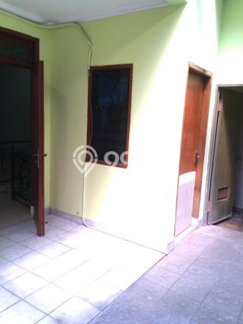 Rumah Modern 4 KT LT 135m2 di Rawamangun Rumah Modern 4 KT LT 135m2 di Rawamangun