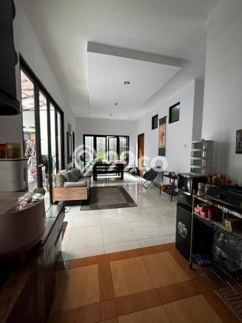 Rumah Elit LB 200m2 Siap Huni Desain Elegan di Kampung Ambon, Jakarta Timur Rumah Elit LB 200m2 Siap Huni Desain Elegan di Kampung Ambon, Jakarta Timur