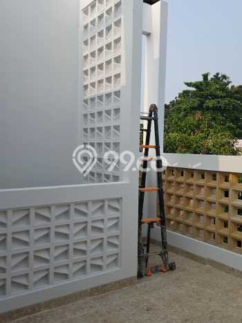 Rumah Luxury Modern Siap Huni di BSD Tangerang Rumah Luxury Modern Siap Huni di BSD Tangerang
