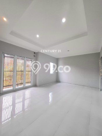 Rumah Elit LB 200m2 Siap Huni Desain Elegan di Sektor 9-Bintaro, Tangerang Selatan Rumah Elit LB 200m2 Siap Huni Desain Elegan di Sektor 9-Bintaro, Tangerang Selatan