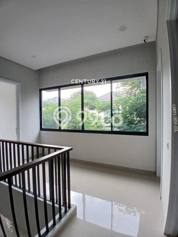 Ready to Use! Luxury House LT 180m2 Desain Modern di Sektor 9-Bintaro Ready to Use! Luxury House LT 180m2 Desain Modern di Sektor 9-Bintaro