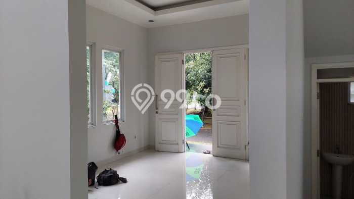 Rumah Luxury Modern Siap Huni di BSD Delatinos Tangerang Rumah Luxury Modern Siap Huni di BSD Delatinos Tangerang